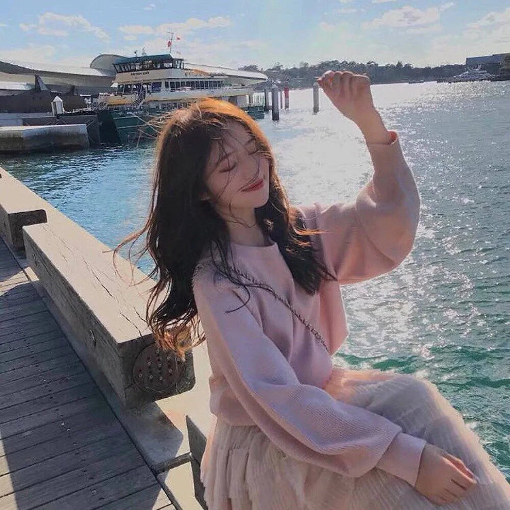 无彩限的怪灵世界